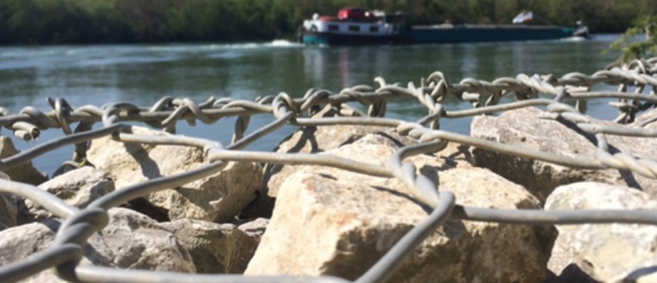 Dinding-gabion-sangkar-besi