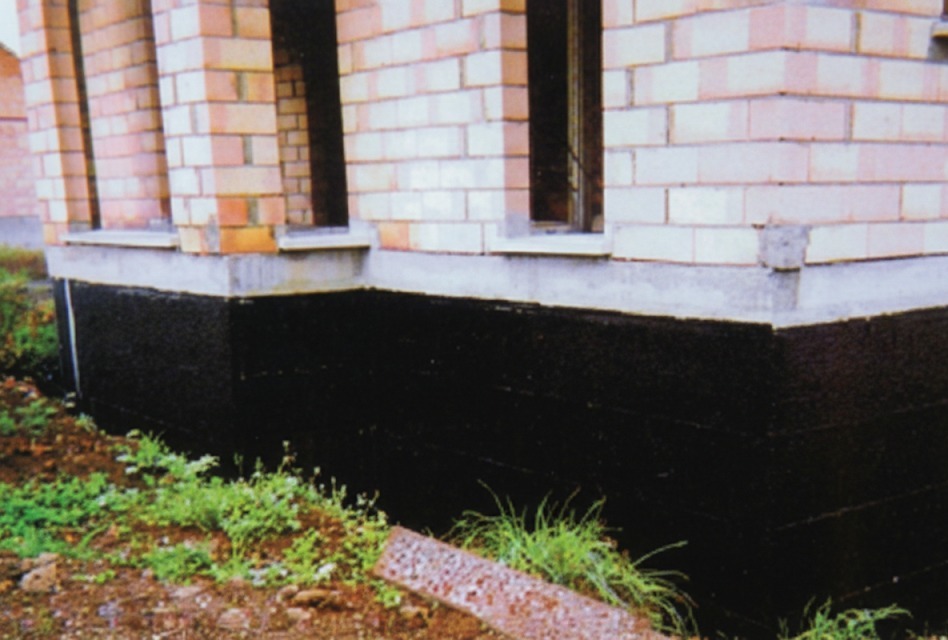 Cat-bitumen-kalis-air